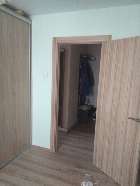 Ищу соседа/соседку в комнату в 2-х комнатной квартире. Комната изолированная, с мебелью ( кровать,шкаф). Квартира находится между станциями метро Кантемировская и Царицыно. До Царицыно минут 10-12 пешком, до кантемировской можно на транспорте доехать минут за 10-15, остановка рядом. 12 этаж, лифт работает исправно. Во 2-ой комнате проживаем я и сын школьник 11 лет. Я работаю 5/2, сын не шумный. Цена 17000 это уже с ку и залог 10000. Заезд возможен сразу. С животными, к сожалению нельзя.<br> Штейн - фото Фото: Ищу соседа/соседку в комнату в 2-х комнатной квартире. Комната изолированная, с мебелью ( кровать,шкаф). Квартира находится между станциями метро Кантемировская и Царицыно. До Царицыно минут 10-12 пешком, до кантемировской можно на транспорте доехать минут за 10-15, остановка рядом. 12 этаж, лифт работает исправно. Во 2-ой комнате проживаем я и сын школьник 11 лет. Я работаю 5/2, сын не шумный. Цена 17000 это уже с ку и залог 10000. Заезд возможен сразу. С животными, к сожалению нельзя.<br> Штейн